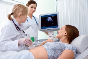 Badanie usg w ciąży pozwala ocenić kondycję dziecka i stan łożyska